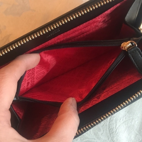 Brand New Love Moschino Black Gold Studded Zip Around Portafogli Nero Wallet - Picture 12 of 14